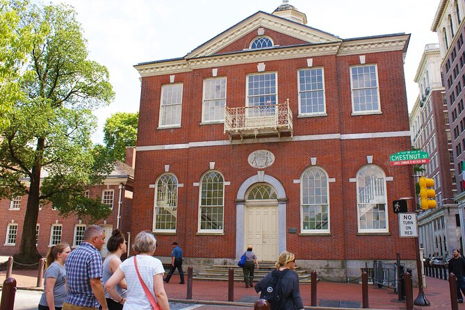 90 Minute History Walking Tour of Old City Philadelphia - Viewing the Liberty Bell from Outside