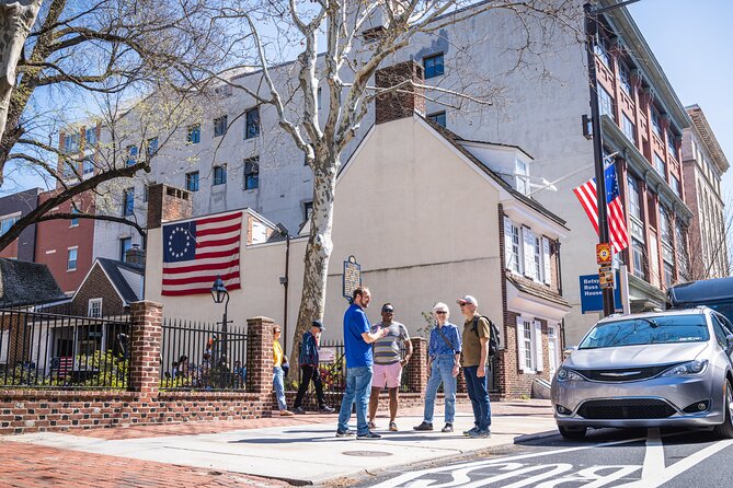 90 Minute History Walking Tour of Old City Philadelphia - Discovering Betsy Ross’s Home