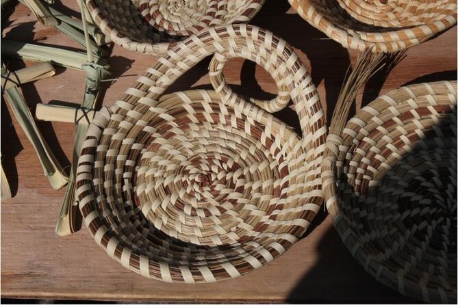 90 Minute Sightseeing Bus Tour of Historic Charleston - Insightful Commentary from Knowledgeable Guides