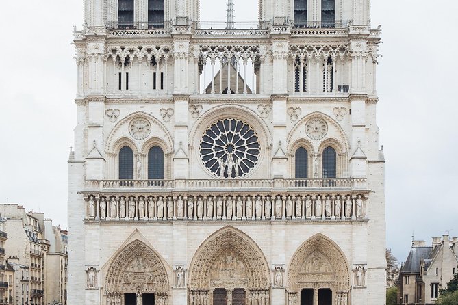 90 Minutes Notre Dame Exterior Semi Private Tour - Explore Notre Dame’s Exterior with a Knowledgeable Guide