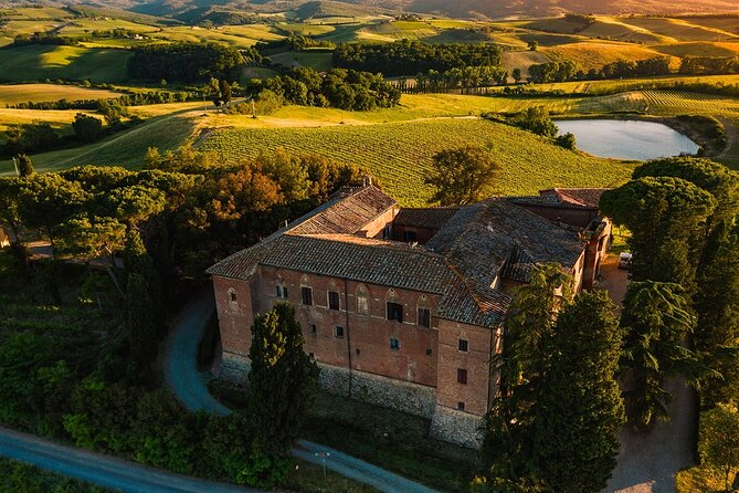 A Brunello Cooking Class with Vineyards View Winery - Discover the Charm of a Brunello Cooking Class with Vineyard Views in Siena