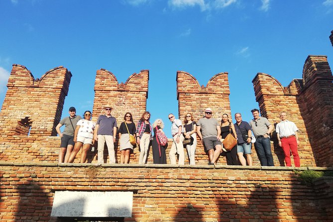 A Charming Verona Small Group Stress Free City Tour with a Local Guide - The Heart of Verona: Piazza delle Erbe and Surroundings