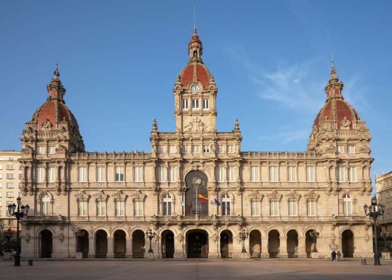A Coruña: Historic Walking Tour Old Town and Highlights - Meeting Point at Teatro Colón for Easy Recognition