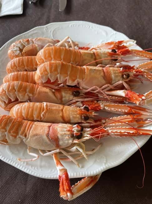 A Coruña: Local Market & Restaurant Visit with Food & Wine. - Key Points