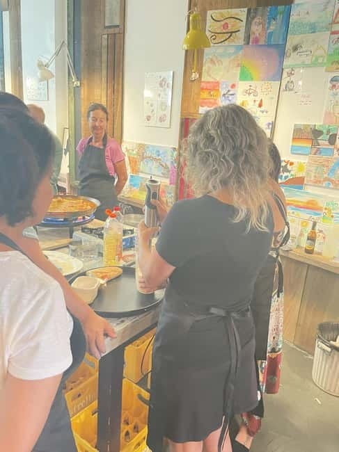 A Coruña: Local Market & Restaurant Visit with Food & Wine. - Market Exploration: A Feast for the Senses