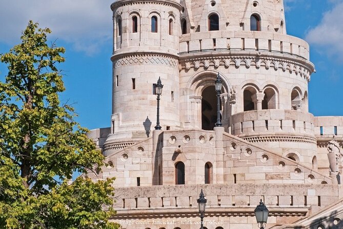 A Day in Budapest: Private Tour with Tickets Included - Key Points