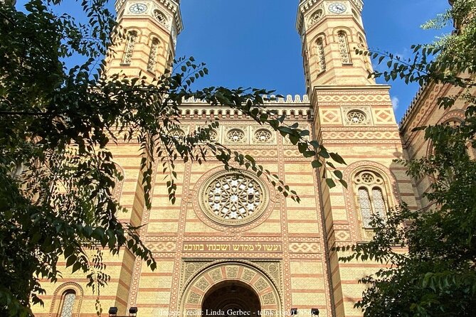 A Day in Budapest: Private Tour with Tickets Included - Castle Hill and Panoramic City Views