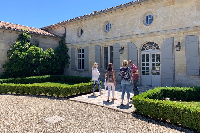 A day in Saint-Emilion in a small group (Electric Luxury Van) - Traditional French Lunch in the Vineyards