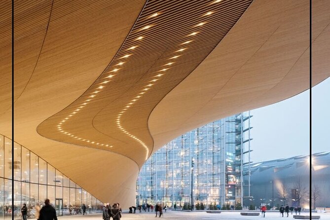 A Finntastic Walking Tour in Helsinki - Exploring the Finnish Market at Kauppatori