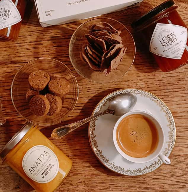 A French "Tea Time" in Paris - Meet at "L’Epicerie de Loïc B" Inside the Market