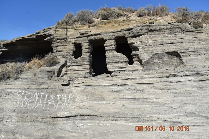 A full 8 hour Santrorini Tour (private) - Tasting Local Wines with a View at Santo Wines