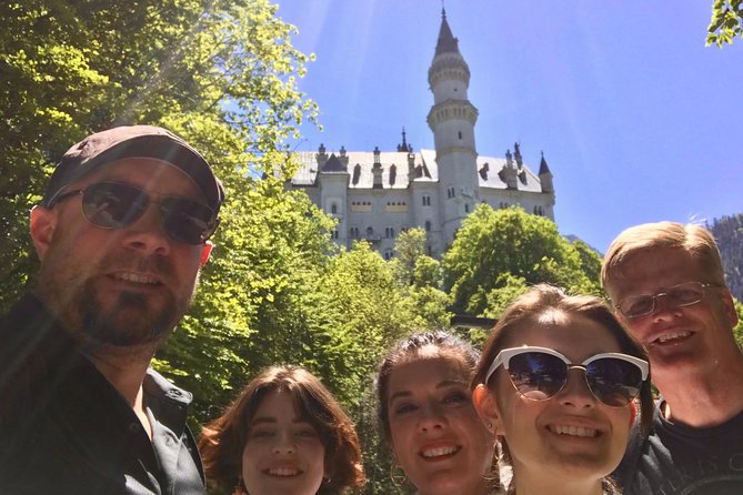 A Full Day Private Tour of Neuschwanstein Castle from Garmisch-Partenkirchen - Discover the Private Full-Day Tour of Neuschwanstein Castle from Garmisch-Partenkirchen