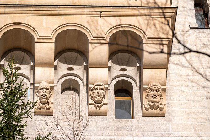 A Full Day Private Tour of Neuschwanstein Castle from Garmisch-Partenkirchen - Visiting Oberammergau and Learning Its Heritage