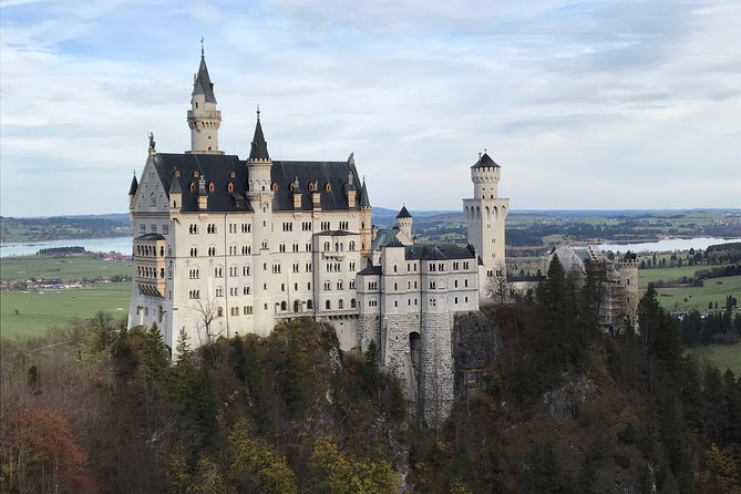 A Full Day Private Tour of Neuschwanstein Castle from Garmisch-Partenkirchen - Practical Details and Accessibility