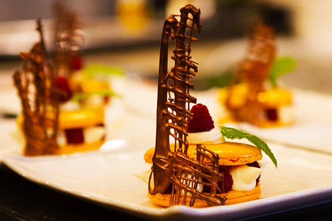 A Gastronomic Dinner with a MasterChef winner in Paris - The Atmosphere: An Intimate and Romantic Setting