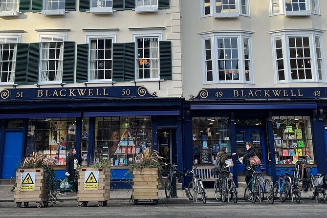 A Guide to the City of Dreaming Spires: A Self-Guided Audio Tour of Oxford - The Experience of the Self-Guided Tour
