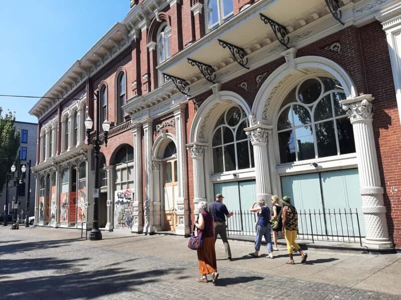 A Guided Walking Tour of Historic Downtown Portland - What Makes the Walk Through Downtown Portland Special