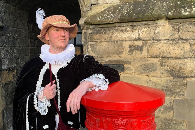 A Historical tour of Warwick with Queen Elizabeth's Secret Lover - Practical Details and Logistics