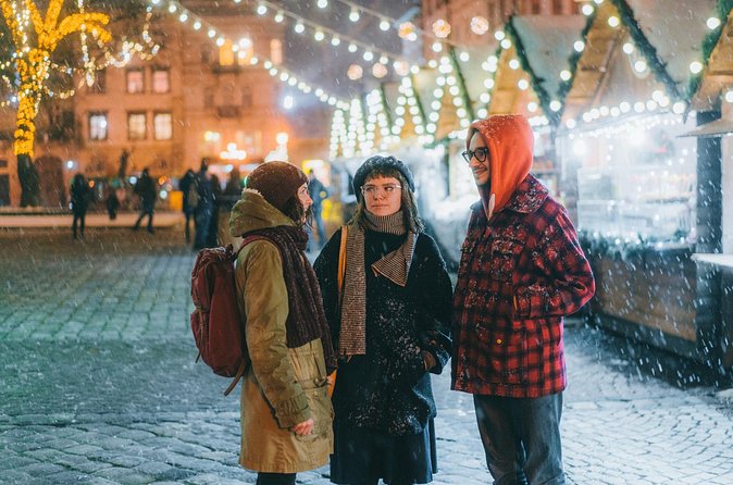 A Joyful Christmas: Private Walking Tour in Quebec - The Charm of Place Royale’s Christmas Market