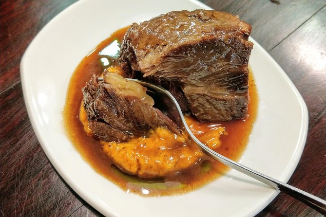 "A la Vasca" - Top Notch Gastro Cultural Experience - Exploring San Sebastian’s Old Town on Foot