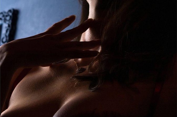 A Luxury Romantic Experience for Couples. - The Photography Style and Session Atmosphere