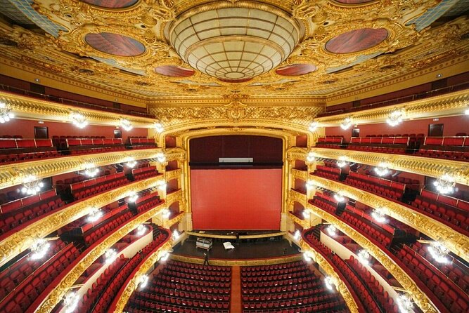 A Magical Evening in Barcelona: Private City Tour - Discover the Magic of Barcelona’s Nightlife with a Private Guide