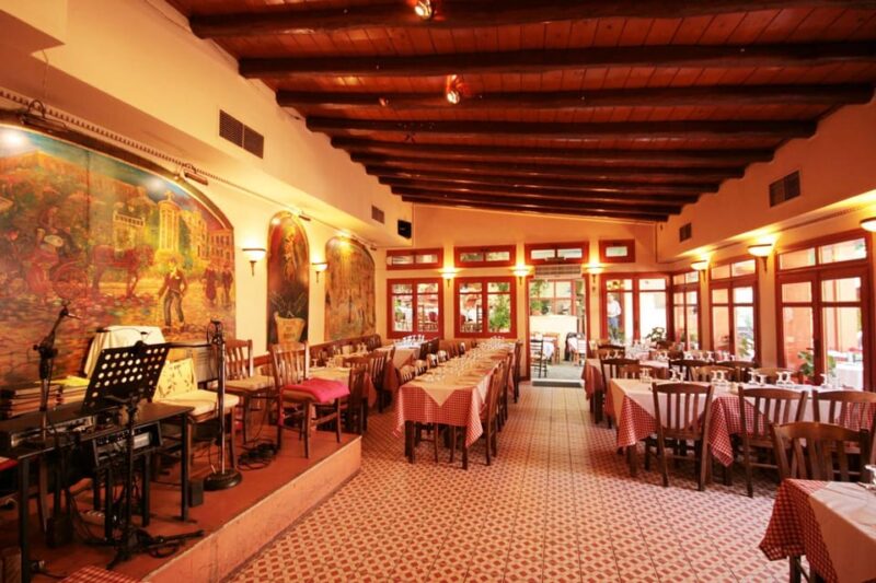 "A Night in Athens: Dinner and Music Under the Stars" - From the Old Town to the Night of Greek Dances