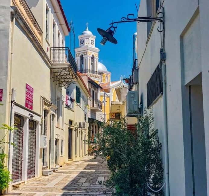 A photo tour of Kalamata's historic center - Free Time to Capture Personal Photos