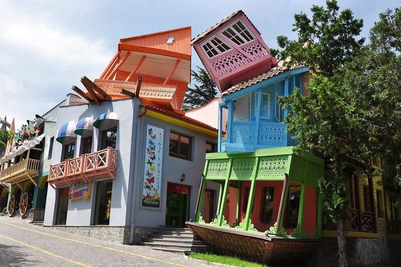 A Private 3-Stop Tbilisi Panoramic Tour - Artistic and Historical Narratives at the Chronicles of Georgia