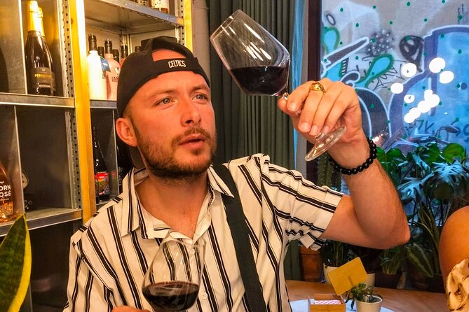 A Private Exploration of Barcelona Through Wine & Tapas - Key Points