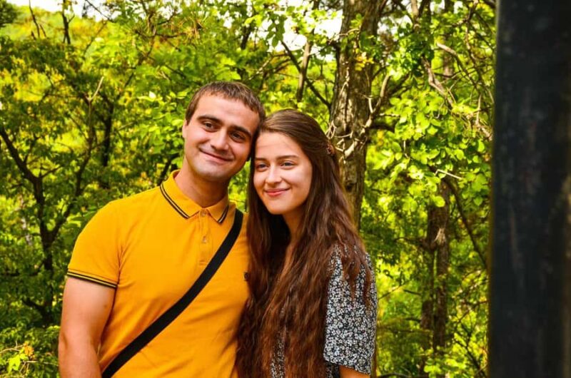 A Private Romantic Walking Tour Through Ottawa - Logistics: Meeting Point and Group Size