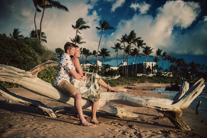 A Romantic Photoshoot for 2 in Maui - Memorable Maui Sunset Photography for Couples at Just $49 Each