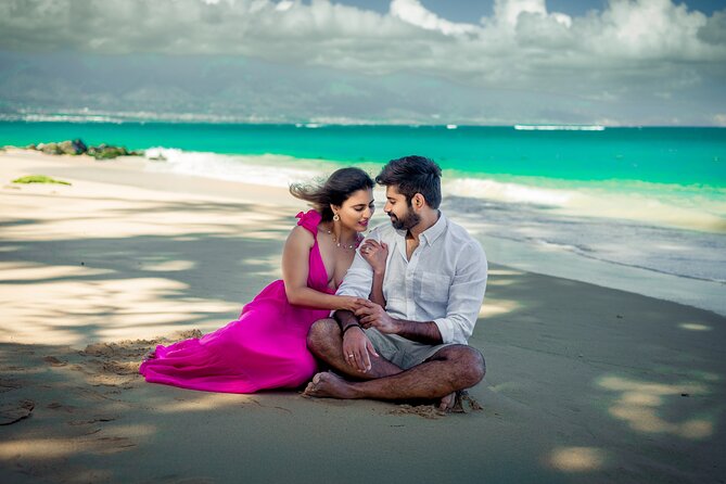 A Romantic Photoshoot for 2 in Maui - The Unique Appeal of the Maui Sunset Setting
