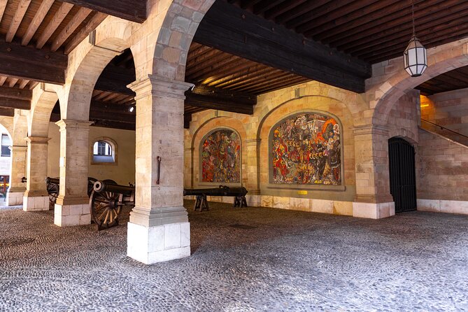 A Self-Guided Audio Tour of Genevas Old Town - Admiring Geneva Cathedral’s Architectural Grandeur