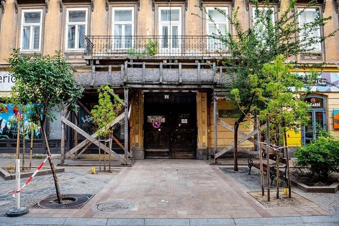 A Self-Guided Tour Through Budapest's Jewish Quarter - Exploring the Gozsdu Passage’s Modern Vibe