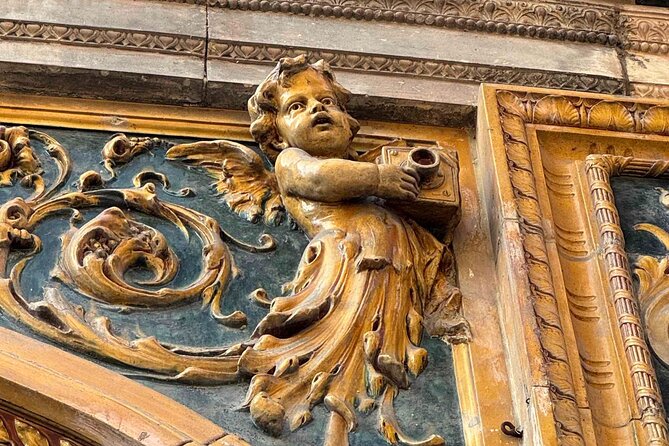 A Self-Guided Tour Through Budapest's Jewish Quarter - Discovering the Rumbach Street Synagogue