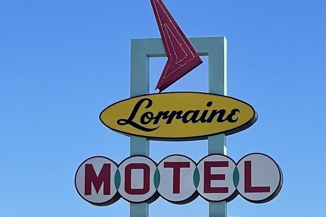 A Self Guided Walking Tour of Brews, Blues and BBQ in Memphis - Explore Memphis’s Musical, Culinary, and Civil Rights Landmarks at Your Own Pace