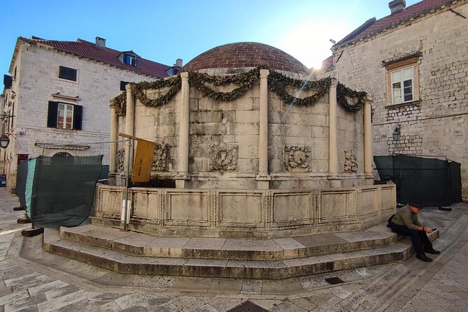 A Self-Guided Walking Tour of Dubrovnik's Old Town - Climbing the Jesuit Stairs for Panoramic Views