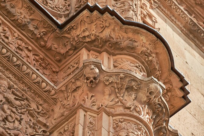 A Self-Guided Walking Tour of Salamanca - Architectural Marvels: Iglesia de la Purísima & Casa de las Conchas