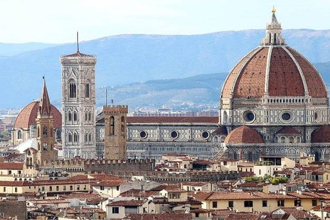 A sweet walking in Florence from Rome - The Guide’s Role and Quality