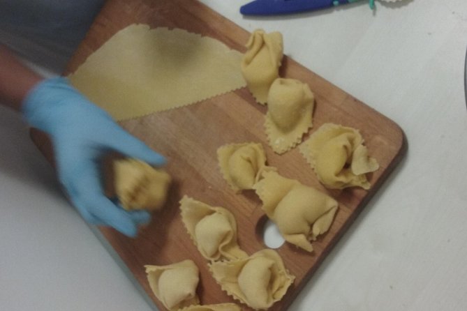 A tasty day in Anguillara Sabazia - Comparing Similar Experiences