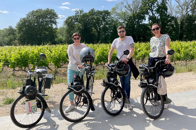 A Tour in Provence in a typical French motorized bike : the Solex - Visiting the Medieval Garden and Chapel