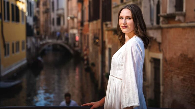 A Unique Photoshoot in Venice - Capture Venice’s Charm with a Professional Photoshoot in Just One Hour