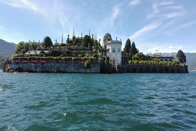 A unique private boat tour of isola Bella with guide Micaela - Key Points