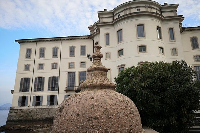 A unique private boat tour of isola Bella with guide Micaela - The Benefits of a Guide with Local Expertise