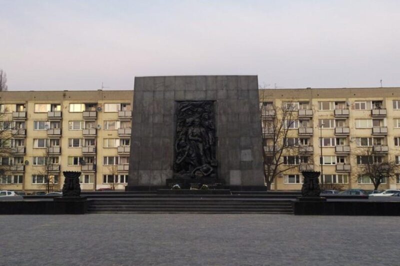 A unique walking tour of Jewish Warsaw -- past and present - Starting Point at Sienna 53 and Meeting Details