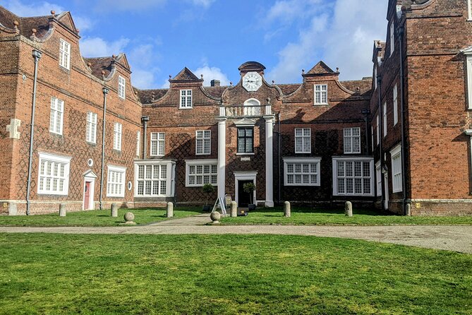 A Walk through Tudor Ipswich Tour and Exploration Game - What Sets This Tour Apart: Combining History and Game Elements