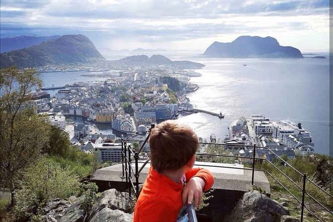 Aalesund Highlights +Alnes the most beautiful island 4H Excursion - Giske’s Ancient Heritage and Cultural Sites