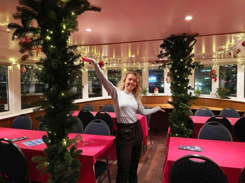 Aarhus: Christmas Harbor Cruise with Local Guide - Key Points