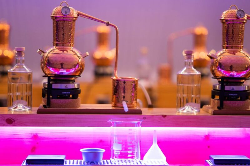 Aberdeen: Gin Distillery Discovery Tour with Welcome Drink - Practical Details and Accessibility